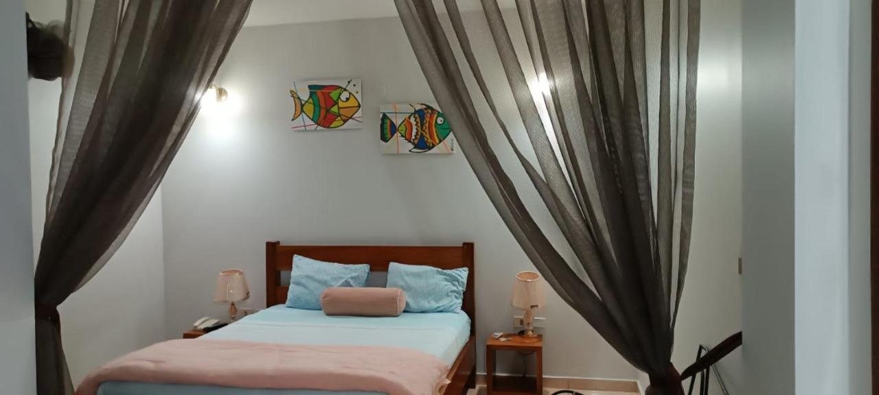 Hotel Catedral Ciudad del Este Ngoại thất bức ảnh